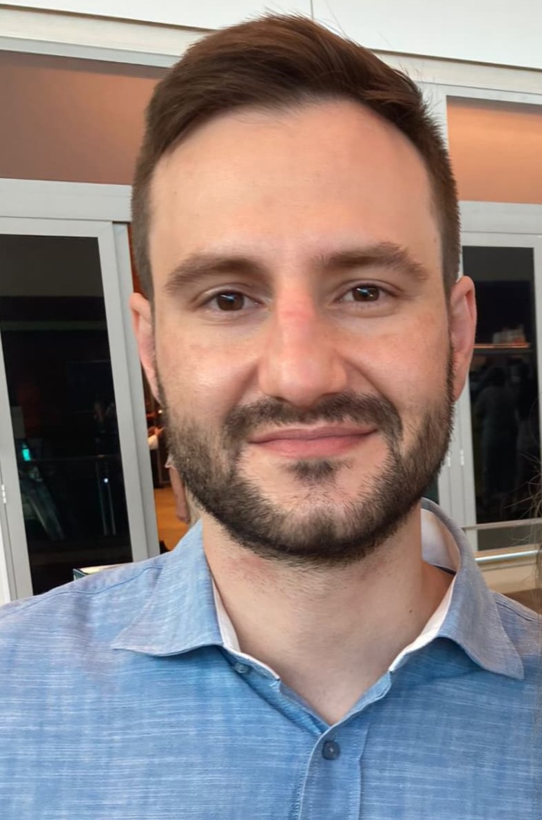Perito Médico Geriatra — Felipe Minuceli Vilvert