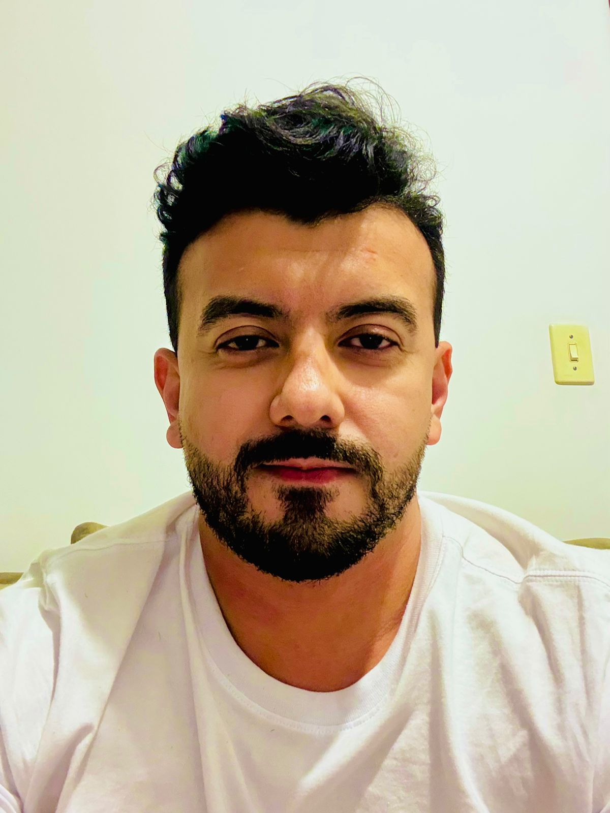 Dr. Yan Victor Froes Goncalves