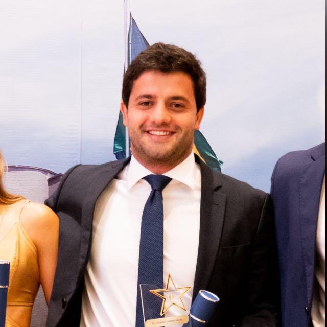 Dr. Gustavo Lustosa Neves