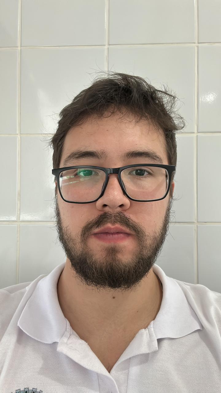 Dr. Matheus Otmar Tavares Thiesen