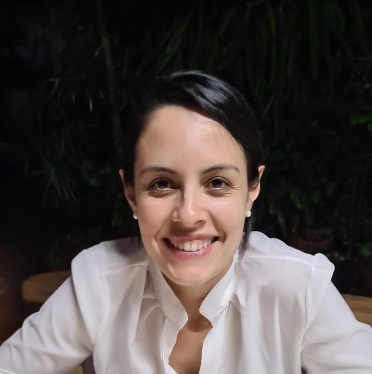 Perito Médico Pediatra — Paola Nádila Veras Gonçalves