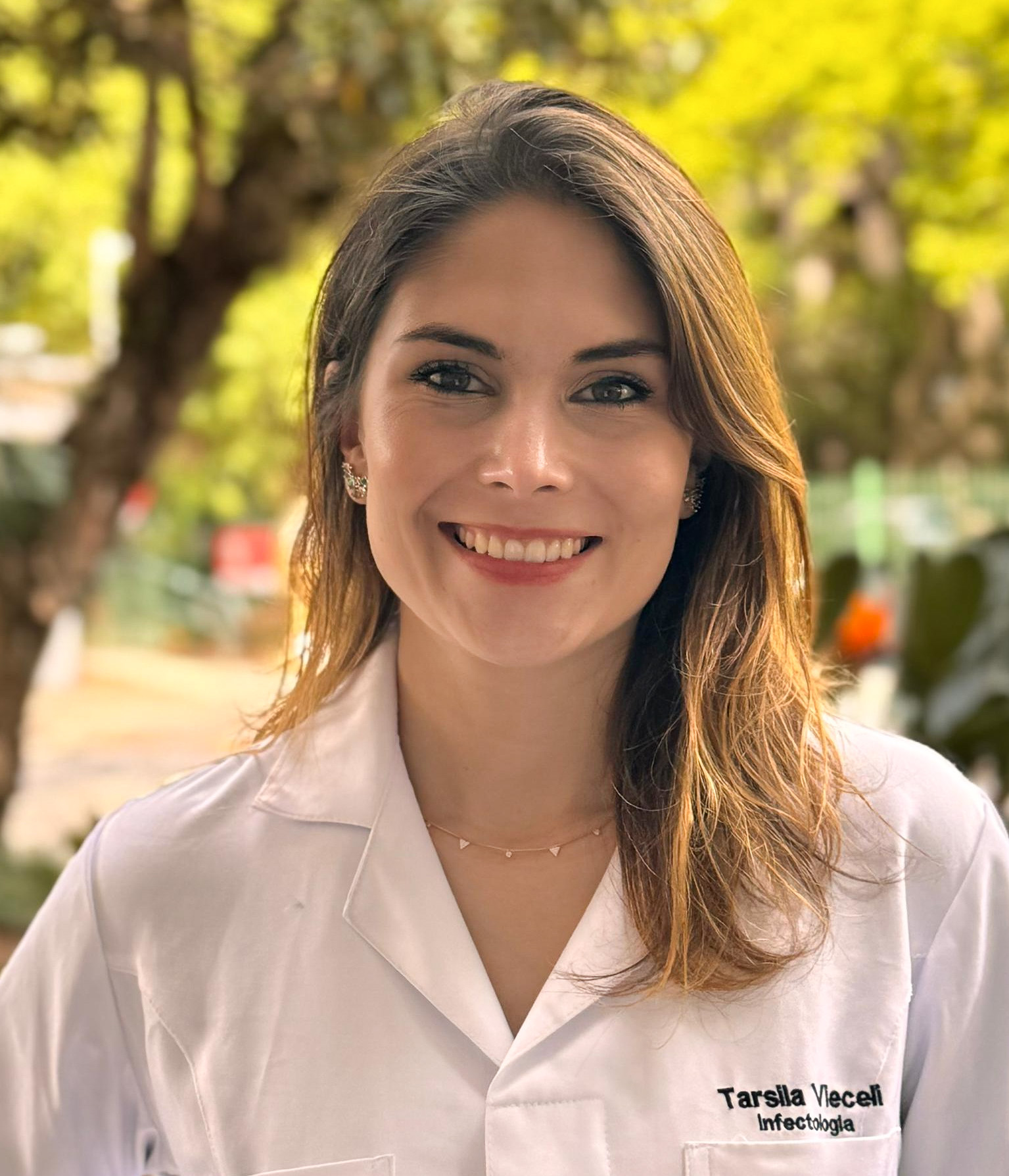 Perito Médico Infectologista — Tarsila Vieceli