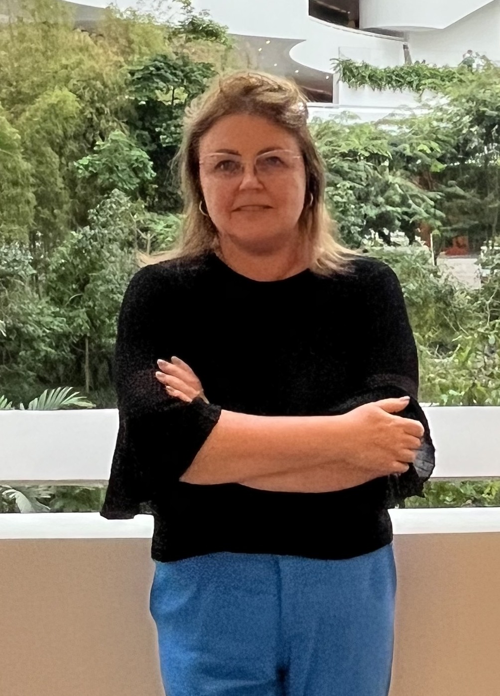 Perito Médico Médica Clínica e Oncologista Clínica — Alessandra Kaercher