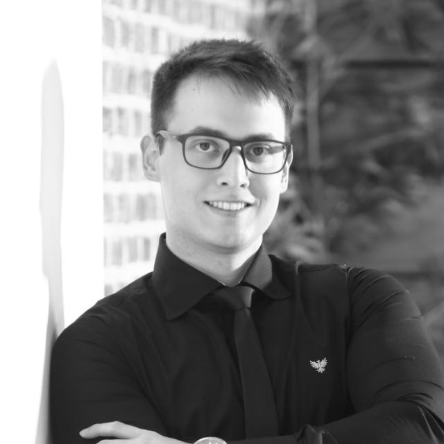 Dr. Helder Martinowski Pereira
