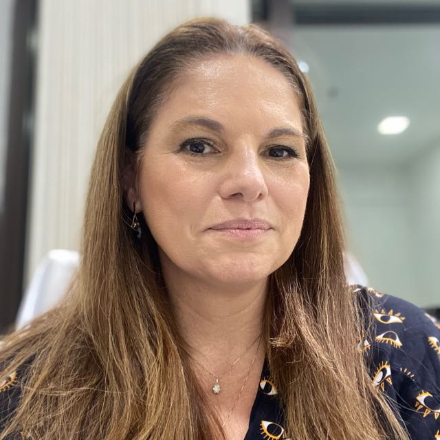 Perito Médico Cirurgiã Plástica — Erica Barbosa Manzano