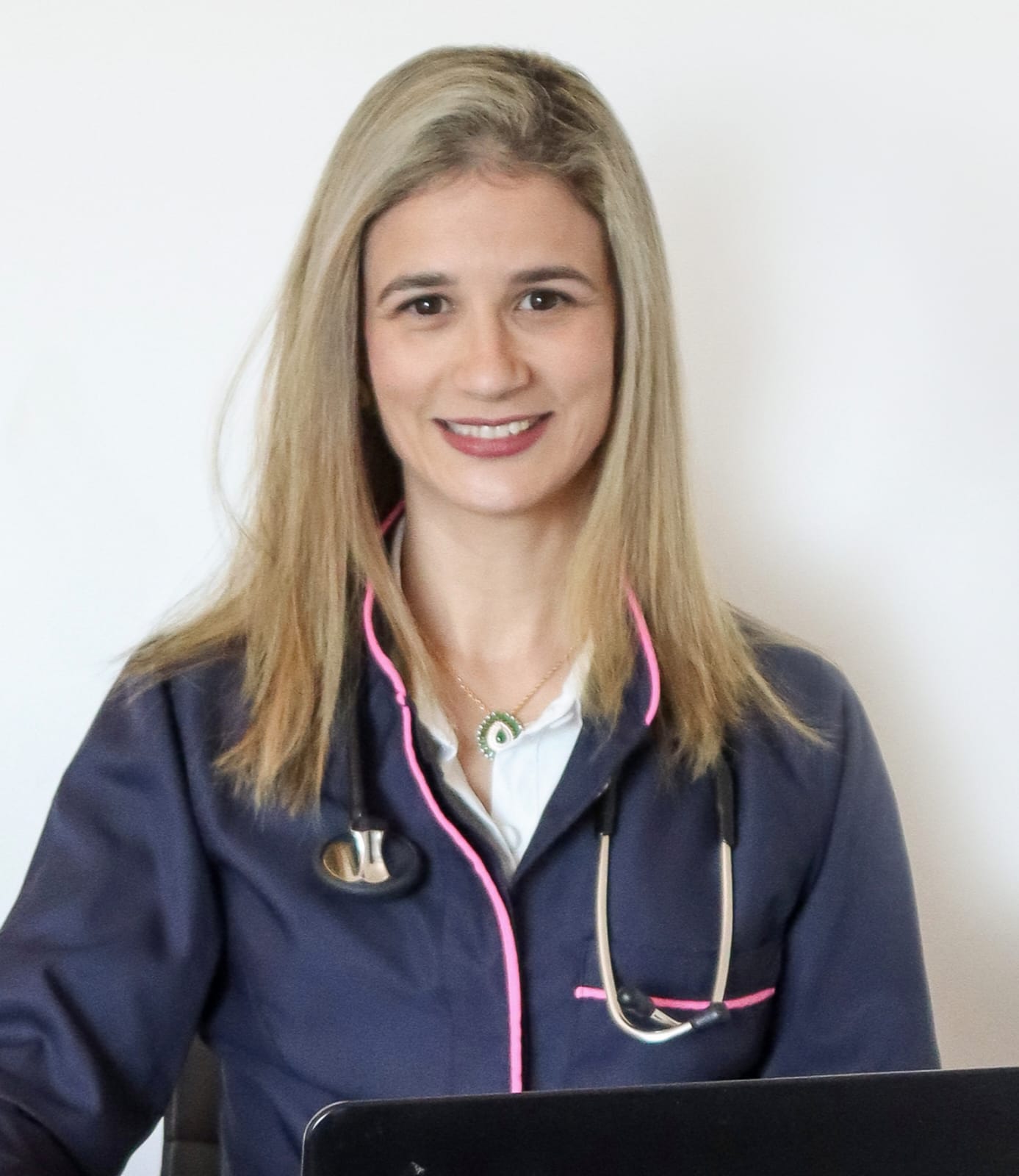 Perito Médico Pediatra — Daísa Carla de Moura Melo