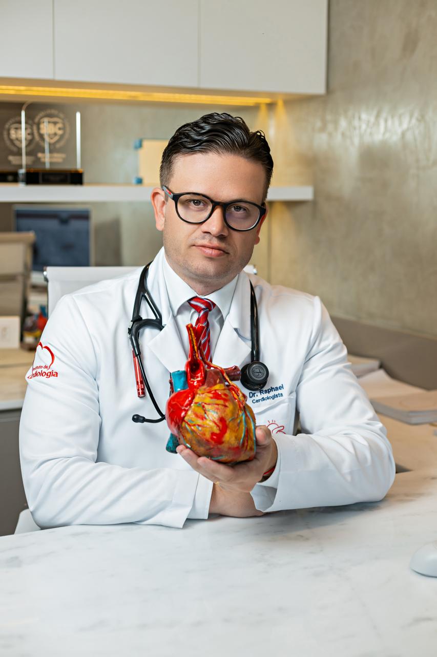 Perito Médico Médico Clínico e Cardiologista — Raphael Boesche Guimarães